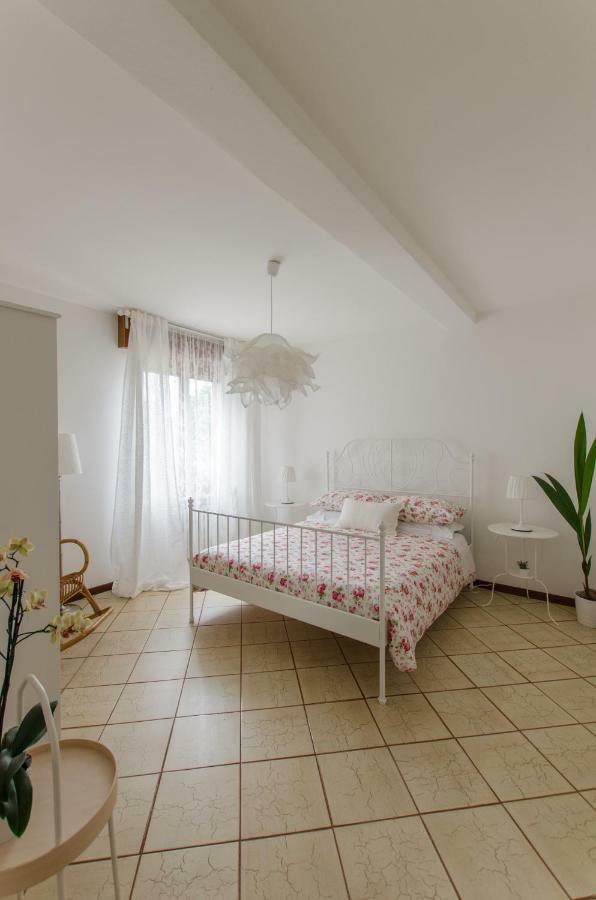 Casa Marisa Apartment Sirmione Ngoại thất bức ảnh